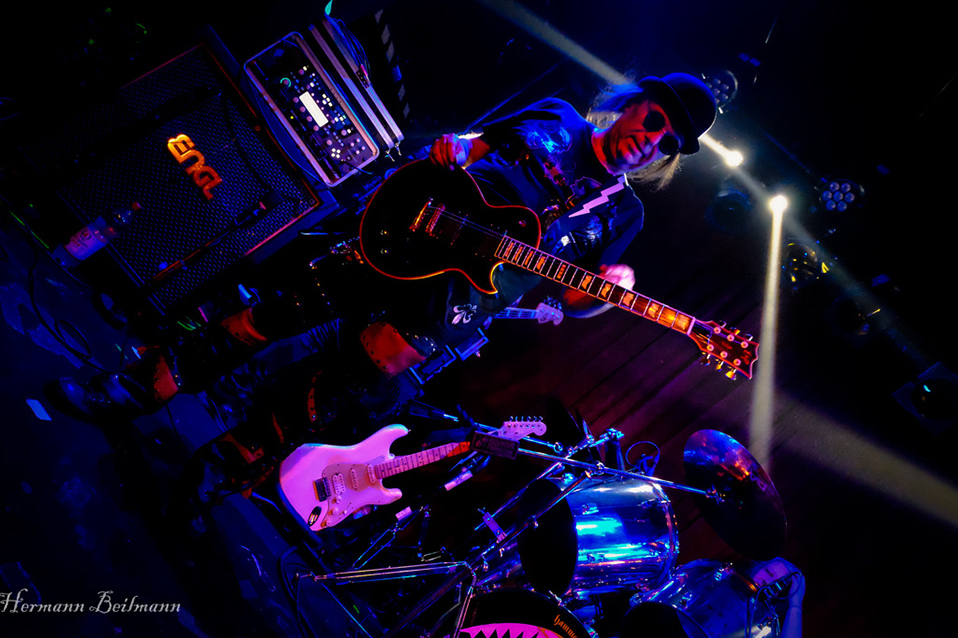 180406_CafeCentral_HB_03